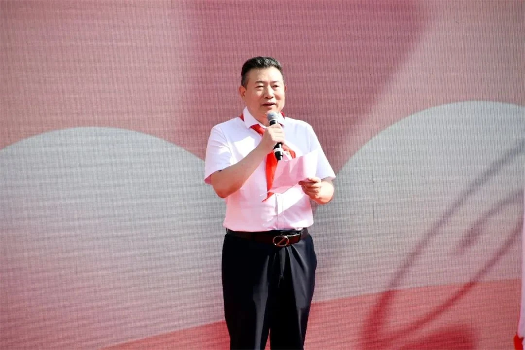 大学生篮球社团如何引入智能情感技术_0